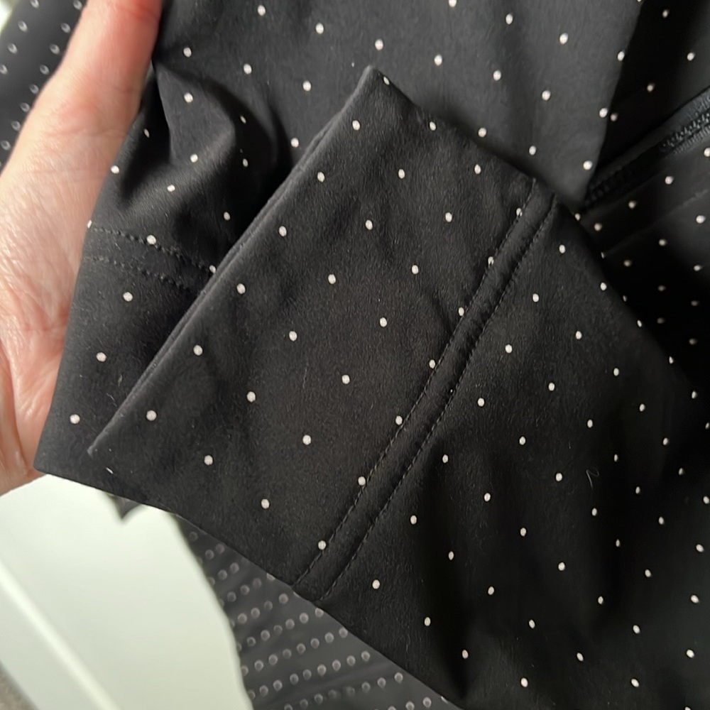 Lululemon Apres Yoga Polka Dot Hooded Jacket, M (10) - Picture 9 of 16